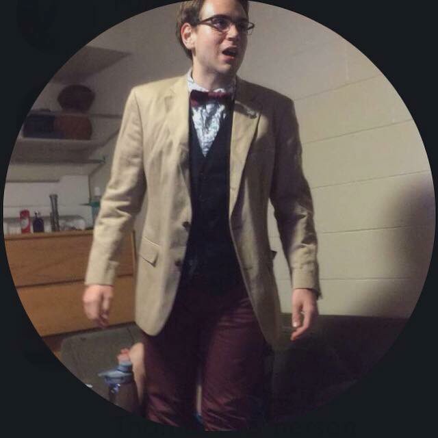 Delta Phi Epsilon tweet media