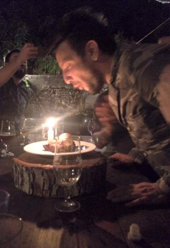 FrasesNTVG13's tweet photo. Feliz cumpleaños para el pibe Larry, a festejarlo como se debe 💃 https://t.co/Vpt3AsZgxV