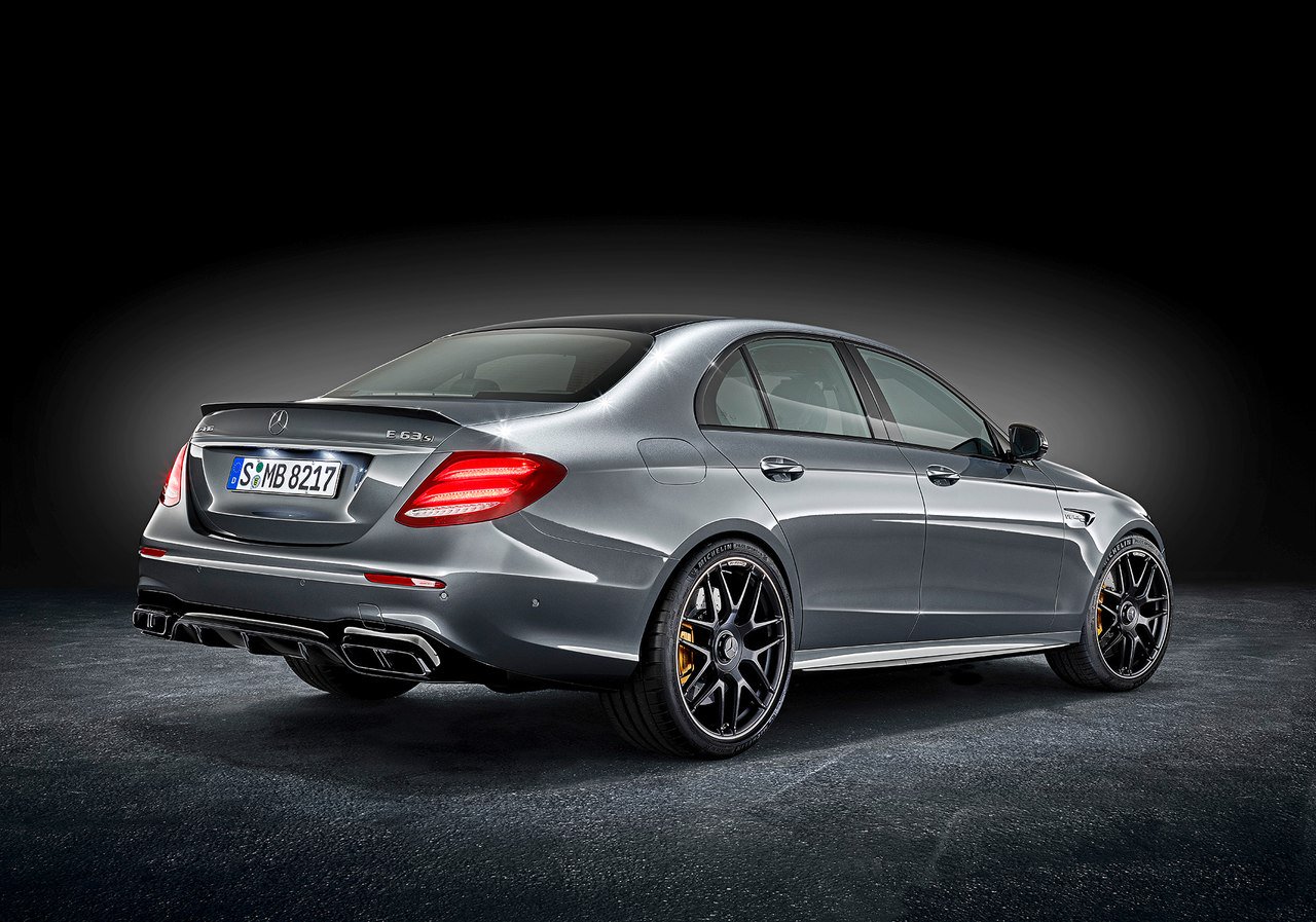 Мерседес-Бенц e63s