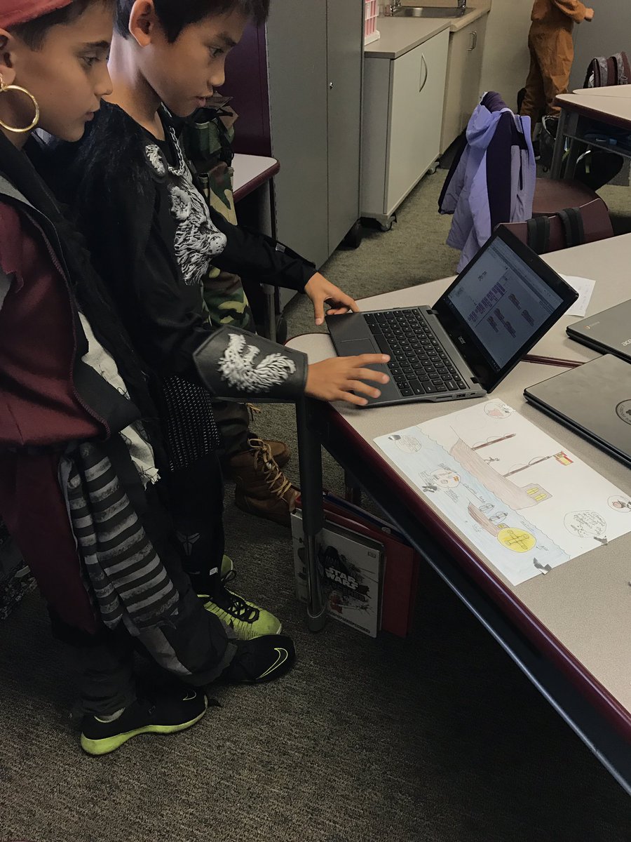 MrsKChia's tweet image. Coding in Costumes in 5th Grade today! #scratchcode #halloween #carltonusd #usdlearns @scratch @mrslamour24