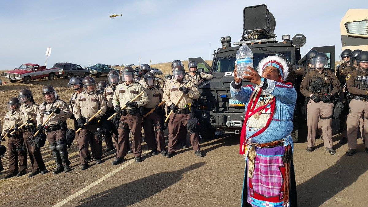 Call <a href="/POTUS/">President Donald J. Trump</a> now &amp; ask him to send Justice Department observers to protect water defenders &amp; say #NoDAPL act.350.org/call/protect_w…