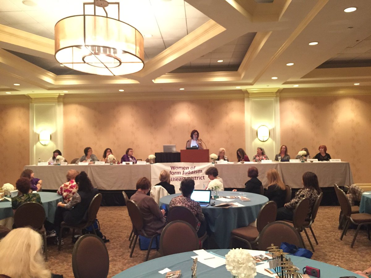 WrjSe's tweet photo. Outgoing President Madi Hoesten giving her final President's Message. We welcome Ellen Petracco as our incoming President. Mazel Tov ladies! https://t.co/o1t9ClXvTh
