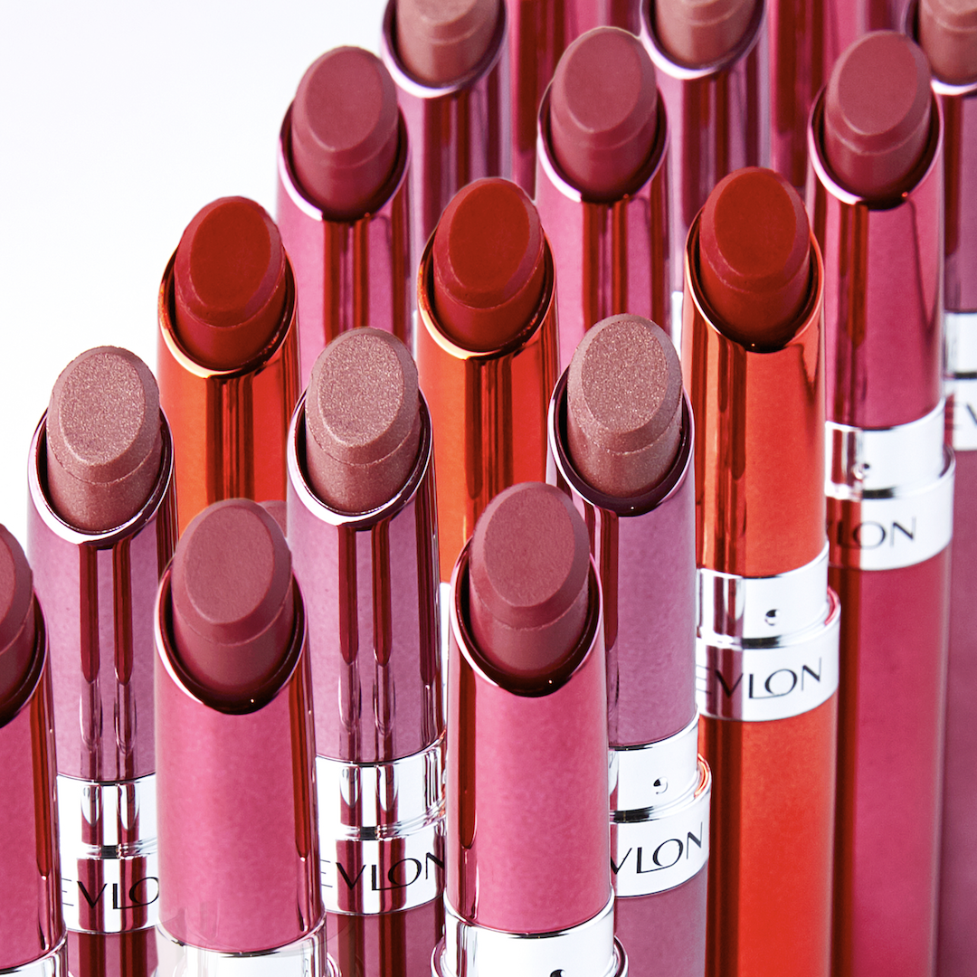 revlon's tweet photo. Line 'em up! NEW Revlon Ultra HD Gel Lipcolor with a precision tip designed to help you sculpt your lips. Coming soon! https://t.co/VwxYDGGgO8
