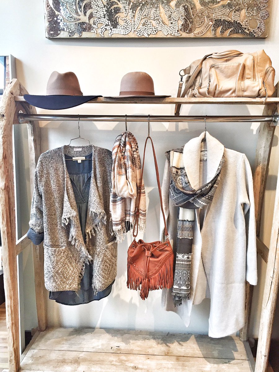 beachave8's tweet photo. fall vibes in the shop! #gentlefawn #brixton #pinkmartinicollection #vegantotes #scarves #kelowna https://t.co/VGUPdyzfEQ