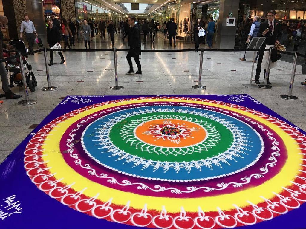 adham_jaleel's tweet photo. Happy Diwali. (If you look closely you can see on the left where a little kid walked through the sand and ruined it… https://t.co/mgWwj75hZg