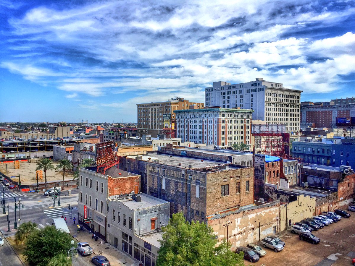 DavidMora's tweet image. It's a lovely day in #DowntownNola! View from 144 Elk. 🌞⚜️ #followyournola #lawx