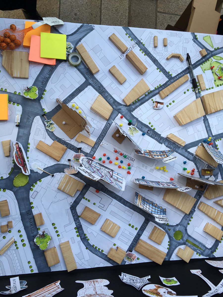 joseR_lt's tweet photo. Great participation from Sheffield citizens at #themoor #pinyourcity #maudtools @SSoA_news @naturallycyclin https://t.co/SG96F6mUJY