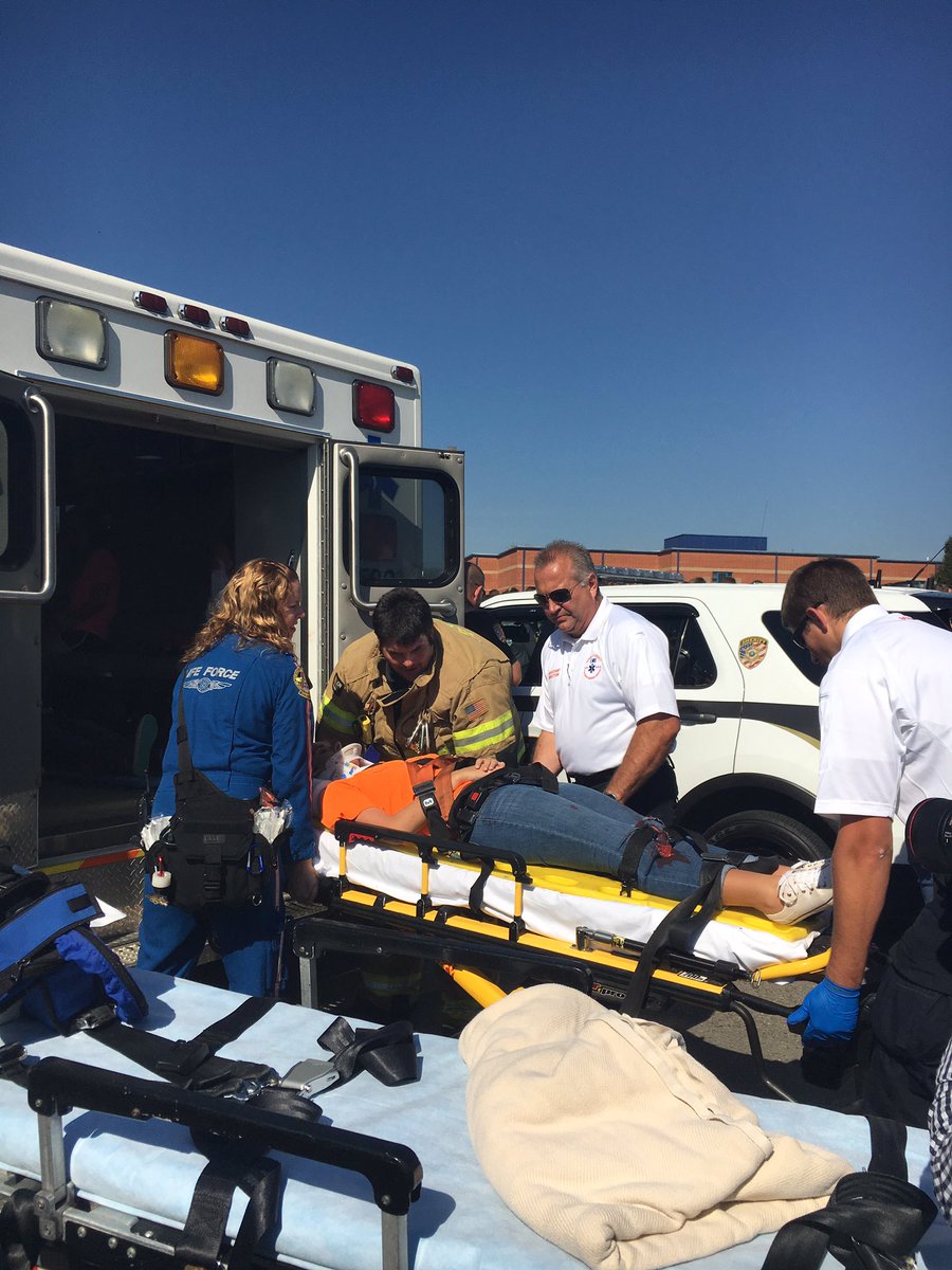 pathwaysbradley's tweet photo. Distracted Driving reenactment event @WalkerValleyHS was a huge success today. Thank you to all who made this day possible! https://t.co/5ZVZ1TZxmX