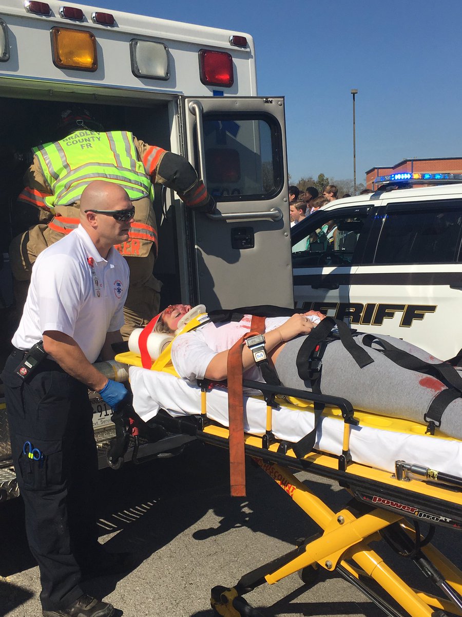 pathwaysbradley's tweet photo. Distracted Driving reenactment event @WalkerValleyHS was a huge success today. Thank you to all who made this day possible! https://t.co/5ZVZ1TZxmX