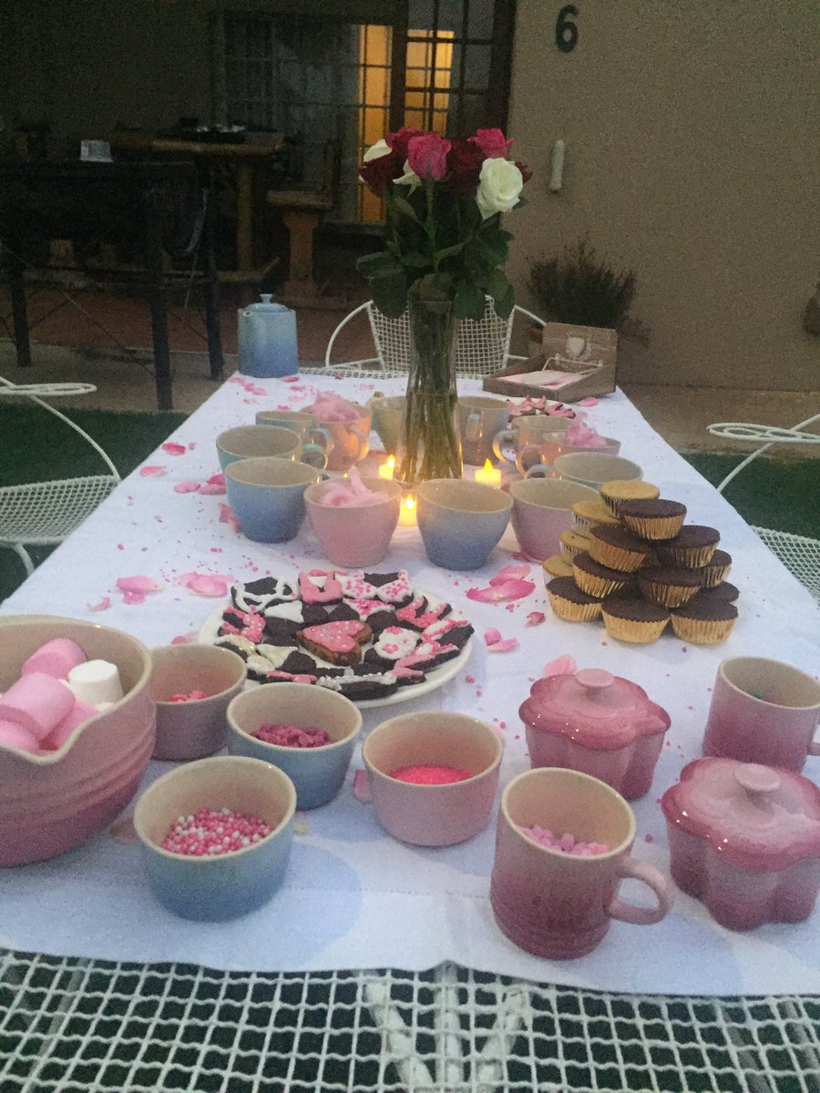 #CuppaForCANSA <a href="/LeCreusetSA/">LeCreusetSA</a>