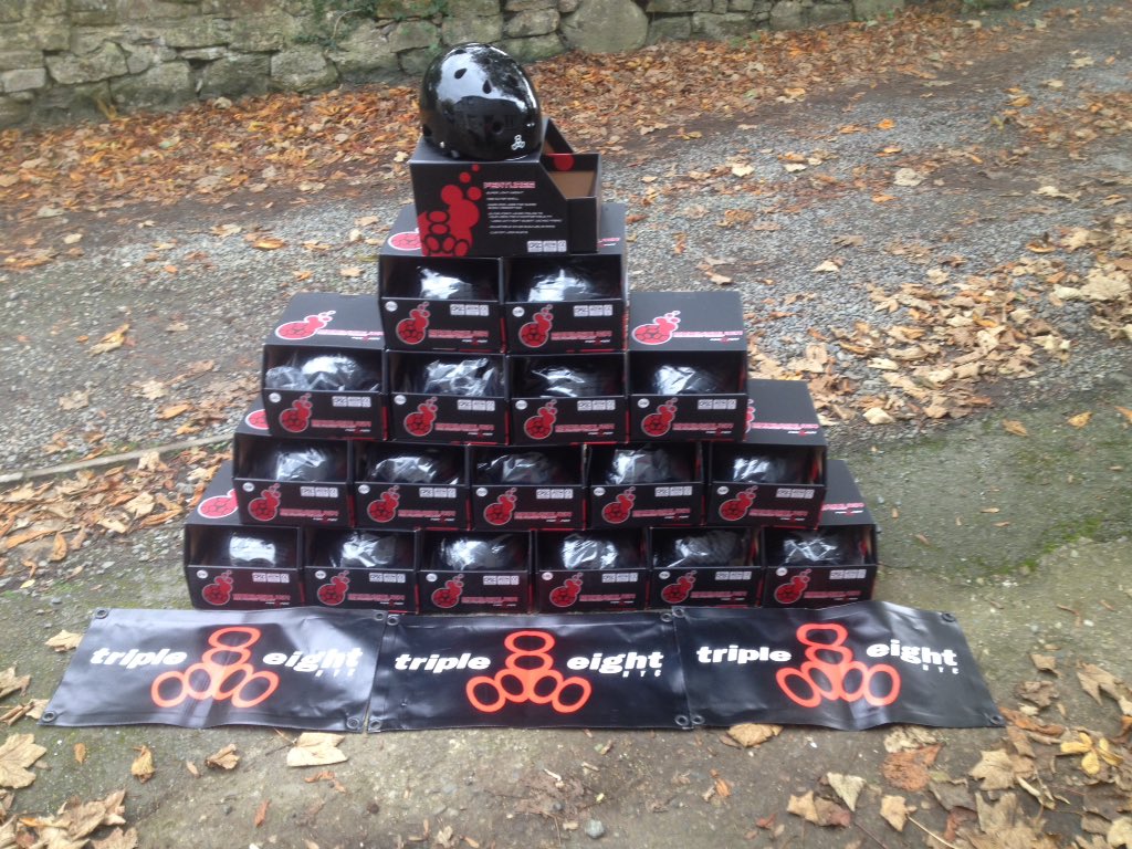 DontBeVainPYB's tweet photo. Fabulous #helmets from @Triple8NYC ready for the #Haverfordwest #BrainJam who's up for some awesome prizes? #skate #pembrokeshire https://t.co/SiwvKfI9lH