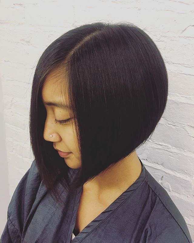 SalonEM_boston's tweet image. Asymmetrical bob by @snowkee looking SHARP! #boston #hair