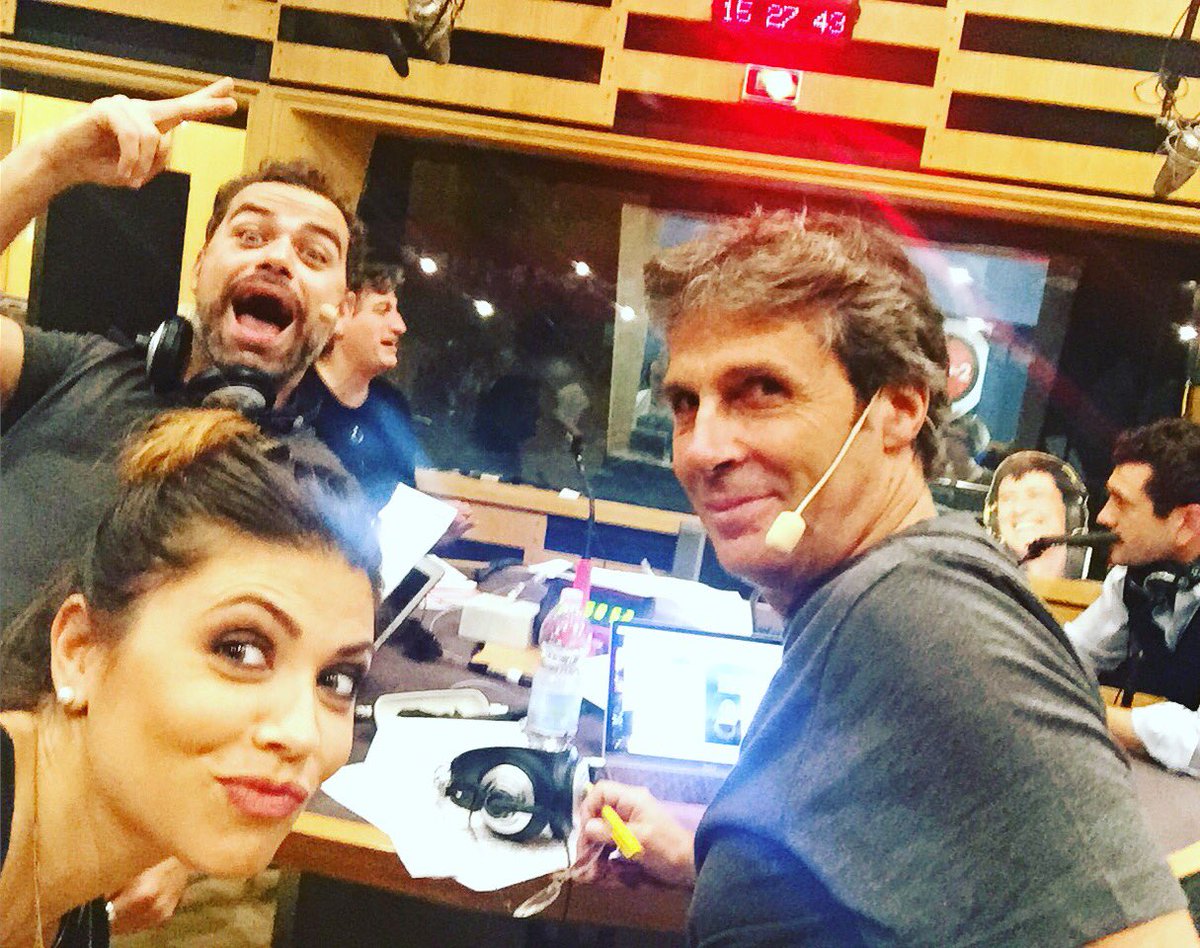 Flora canto (@floracanto) on Twitter photo Pomeriggio in allegria con i miei amici <a href="/andyperroni/">Andrea Perroni</a> e #lucabarbarossa !A Radio due con Social Club non ci si annoia mai!😁 #friends Pomeriggio in allegria con i miei amici <a href="/andyperroni/">Andrea Perroni</a> e #lucabarbarossa !A Radio due con Social Club non ci si annoia mai!😁 #friends