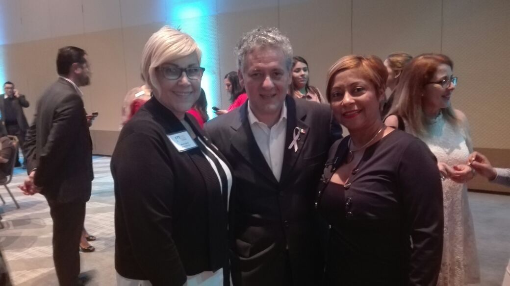 Juansabinesg's tweet photo. Un gusto saludar a Kevin, Dreamer Mexicano, Juliana de MCO Airport, María de HCCMO y al célebre Mateo Raúl Magdaleno https://t.co/neaN80HWuB