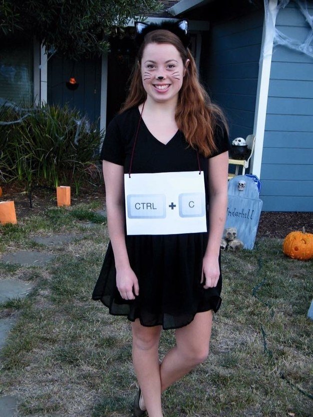 pushlaunch's tweet photo. 26 Last-Minute DIY Halloween Costume Ideas for Tech Geeks &amp; Marketers https://t.co/NbYDwgZsKD https://t.co/YLXx5CxjpF