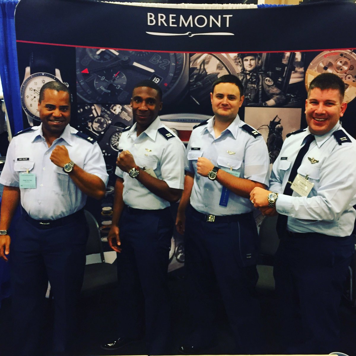 BremontMilitary's tweet photo. Great to see some of our @usairforce pilot customers with their @Bremont watches at the @AirliftTanker Convention in Nashville. #ATA16 https://t.co/DpNzcmPqrt