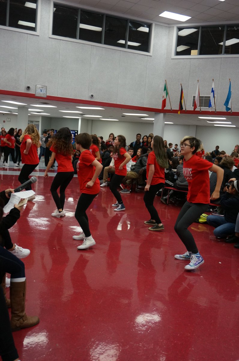PalatinePROMISE's tweet photo. Lunchapalooz 2016 - Talent Day - dancers, DJ and all the line dance fun at the end of the hour! https://t.co/1EPLTWuHSo