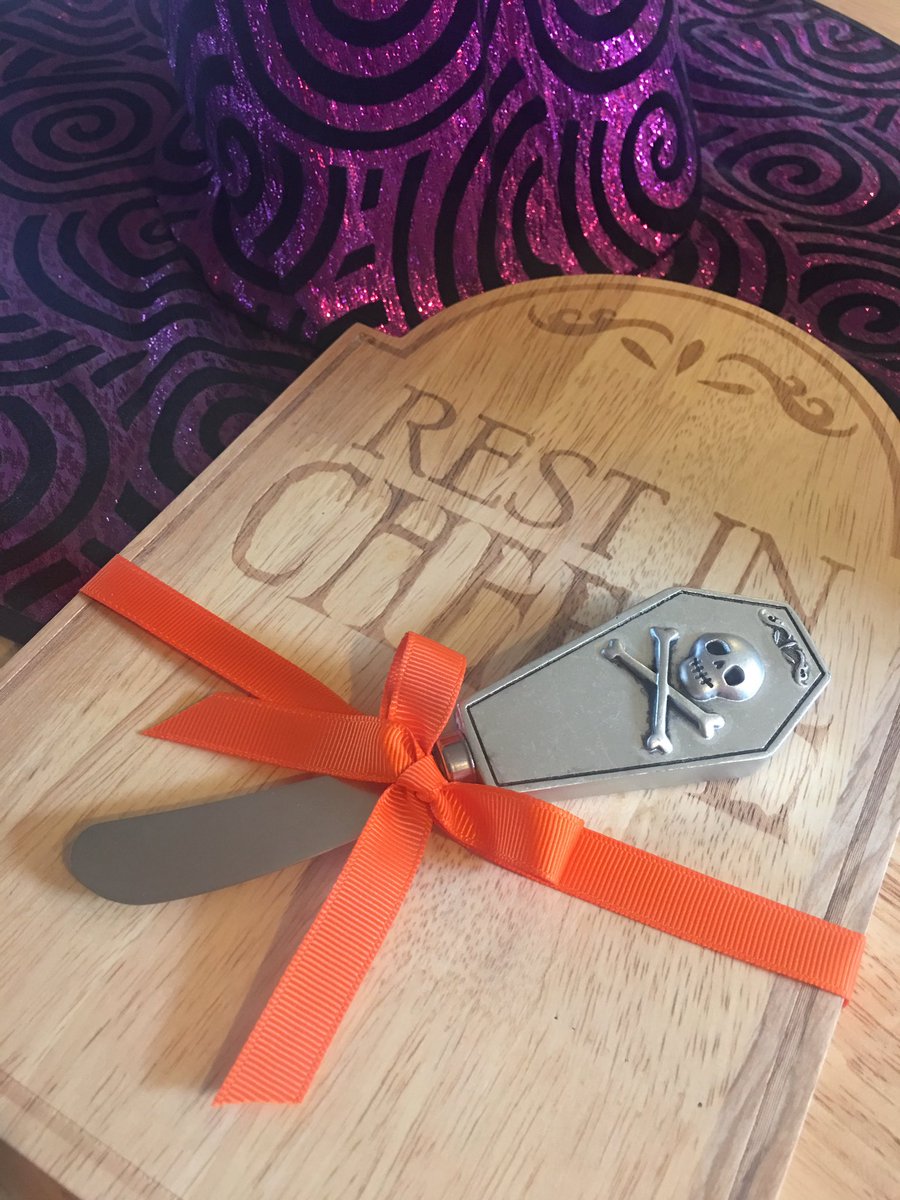 iKristinatose's tweet photo. #restincheese 😂 https://t.co/EyxGckAhs4