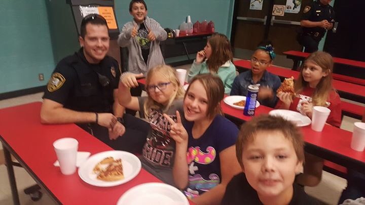 DCE_Panthers's tweet photo. Thank you @dcpdCSO  for supporting our students and teachers for our Red Ribbon Week door contest! #mdpurpose https://t.co/4YRsqfYMFw