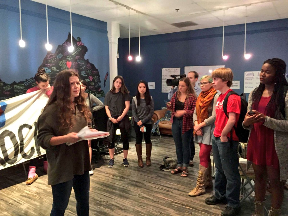 Virginia students just occupied 4 HRC campaign offices across the state, demanding that Hillary say #NoDAPL! Time to stand w/ #StandingRock.