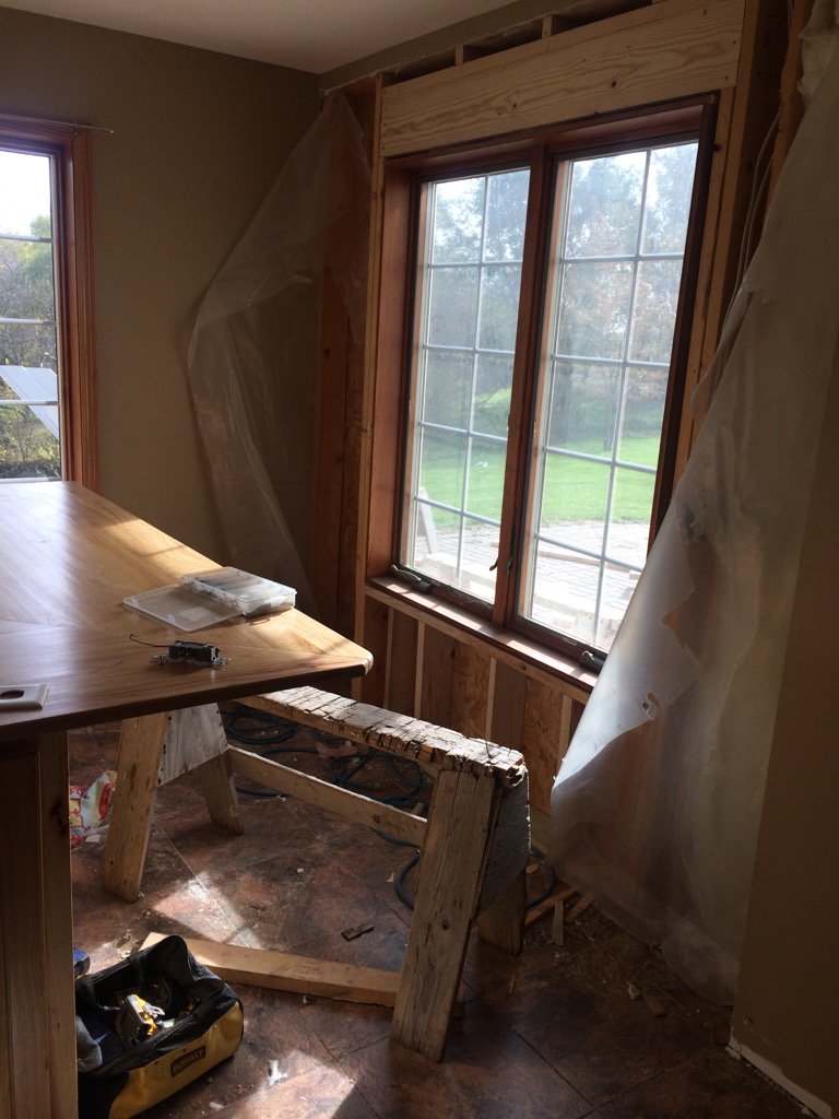 karenvk1's tweet photo. Window in! #readytoentertain https://t.co/f48qPV1AN4