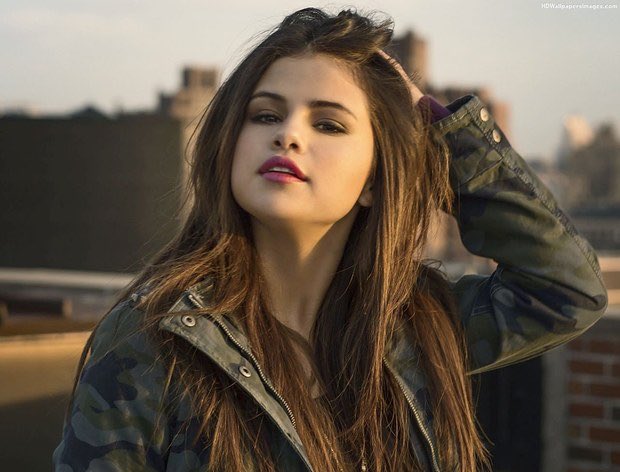 SelenaOurLegend's tweet photo. #GetWellSoonSelena 💕 #pleaseback #share #follow https://t.co/hla8qUY785