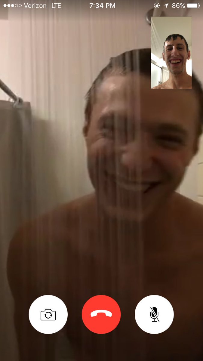 Bros who shower together stay together. 