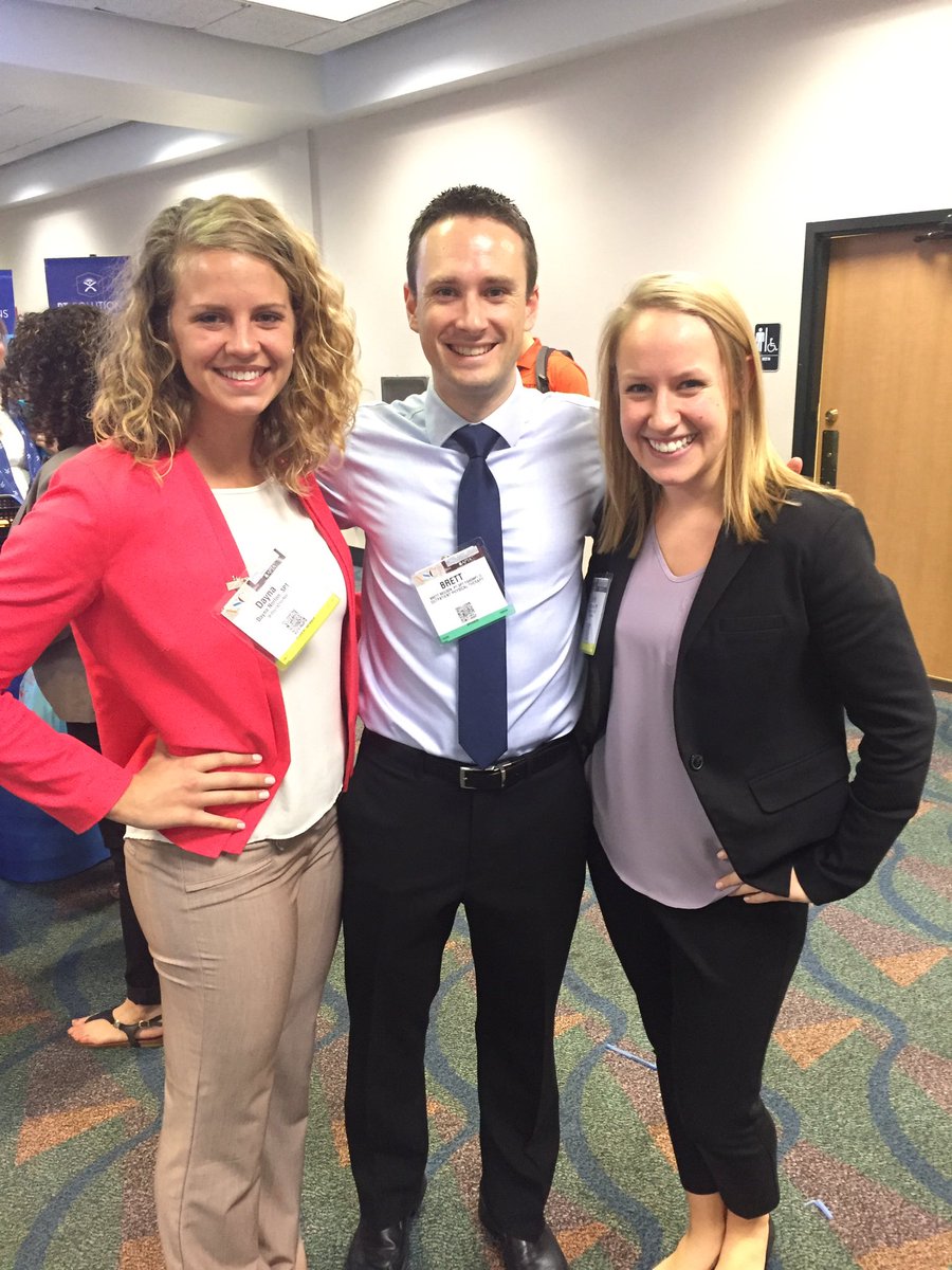 EmilyEverettDPT's tweet photo. Look who we bumped into at the @EIMTeam stand! @southcollegedpt @brettneilsondpt @dayna2norton #APTANSC https://t.co/r8bJ9gHUcG