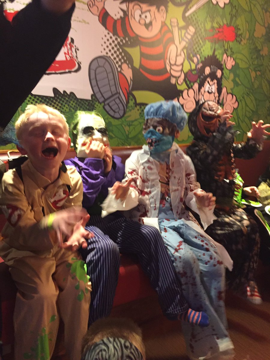 LauraDunelm's tweet photo. Two very successful Halloween Parties today!! 👻💀👿 @Jimbentley10 @WeAreSUGM @SpencerGraydon #teamdunelm https://t.co/sgGHB6ridI