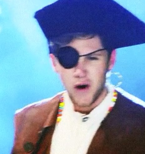 24ftlouis's tweet photo. The hottest Pirate ever https://t.co/KfhTQCru0K
