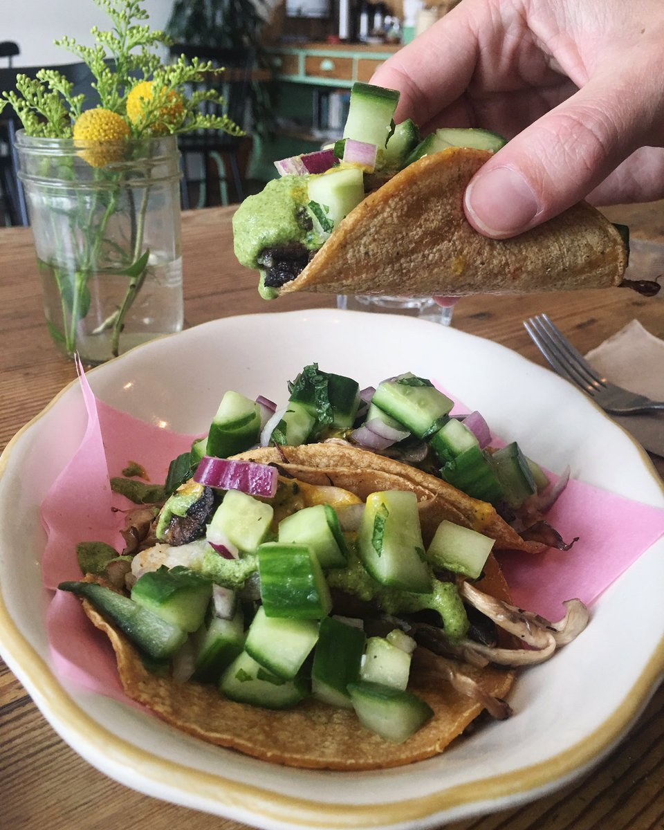 wearemeatless's tweet photo. tikka mushroom tacos from @kitchenmouse_la, the cutest little veggie spot in highland park🐁💞 https://t.co/nzPm2OjgNX