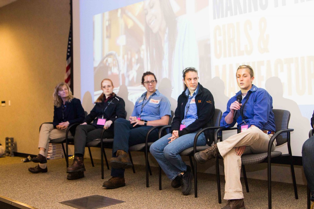 NKYFAME's tweet photo. #NKYFAME #MakingitRealGirlsandManufacturing #Atech #Mazak #Mubea #Nucor #FujiAutoTech #NKYGirls https://t.co/T47g9WfW9j