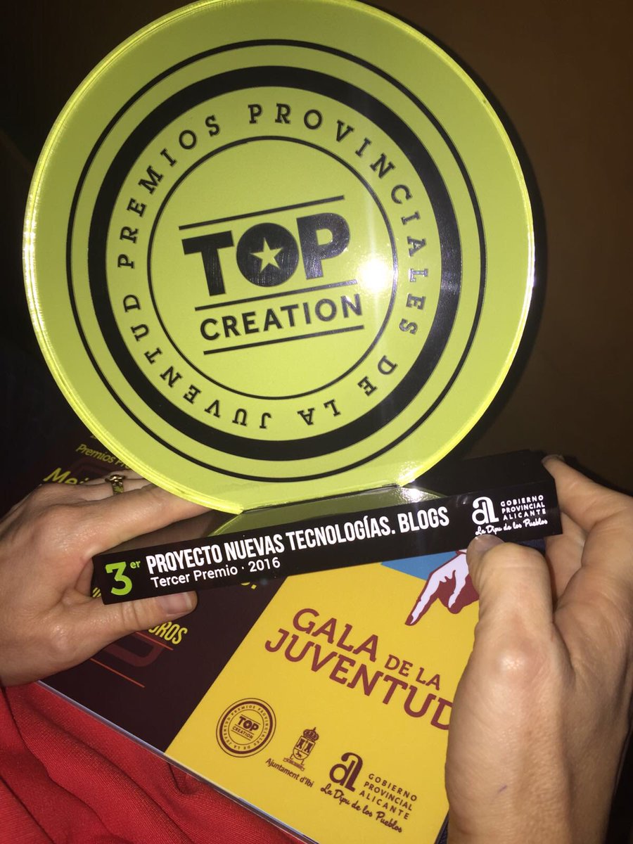 AzucarConSal's tweet image. ¡Azúcar con Sal, 3er puesto del #TopCreation2016! 
Muchas gracias, @dipuALCjuventud, y enhorabuena a @pegameunviaje (1º) y @soy_vinero (2º)!