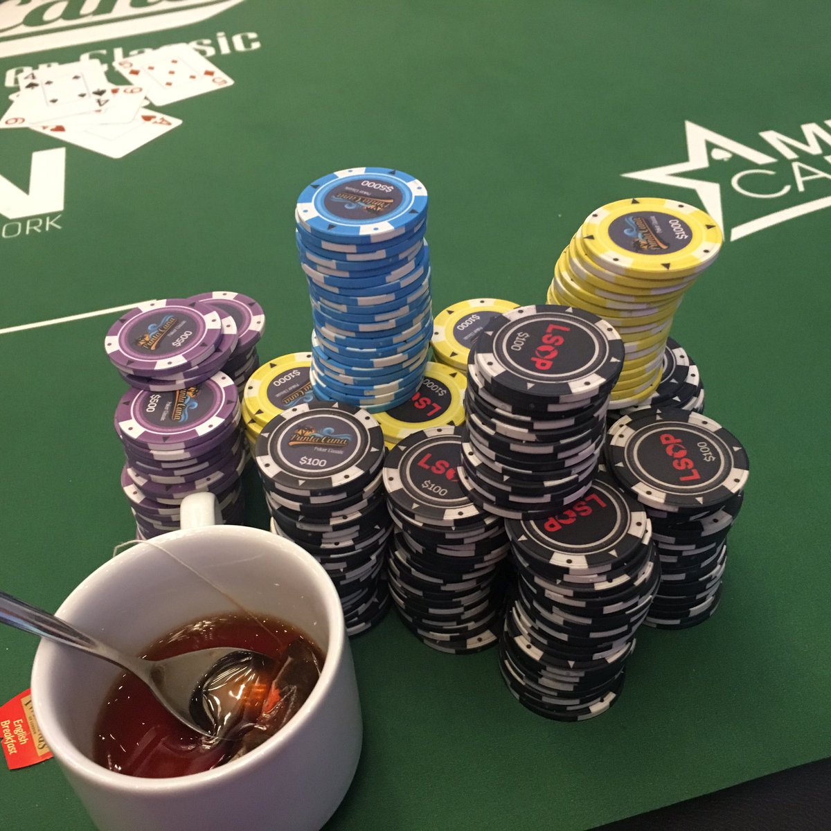 ACR_POKER's tweet photo. RT @FarazJaka: After slow start last 2 days just had ridic run of hands & donations @ACR_POKER #PCPC16 Just went from vacation to grind mode https://t.co/p3X47Z84yh