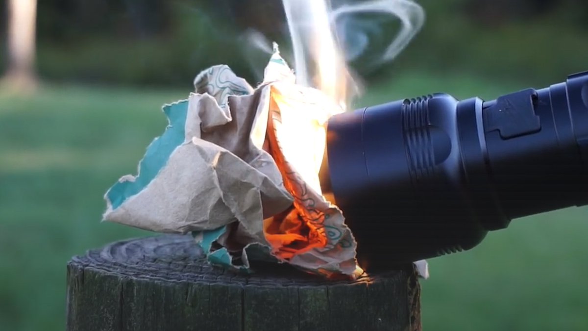 flashlight starts fire and cooks breakfast