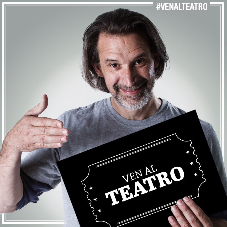 The_Maks's tweet photo. Porque se estrenan mas de 700 obras al año en Stgo... #venalteatro https://t.co/gScMtyhnPe