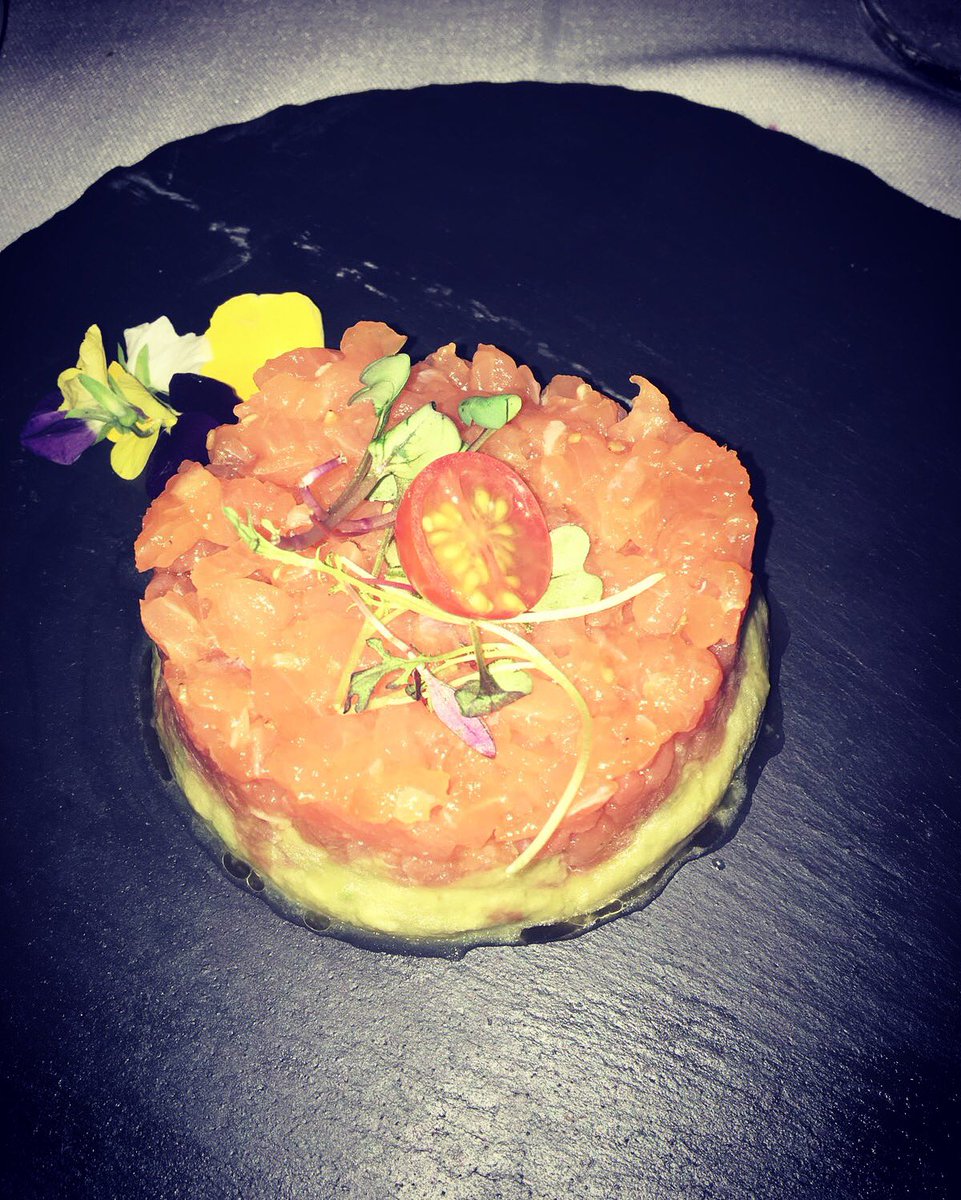 _javiercardenas's tweet photo. Simple, delicioso, perfecto... en #bimbasbcn tras un rodaje fantástico! https://t.co/V2PXMSCZu7