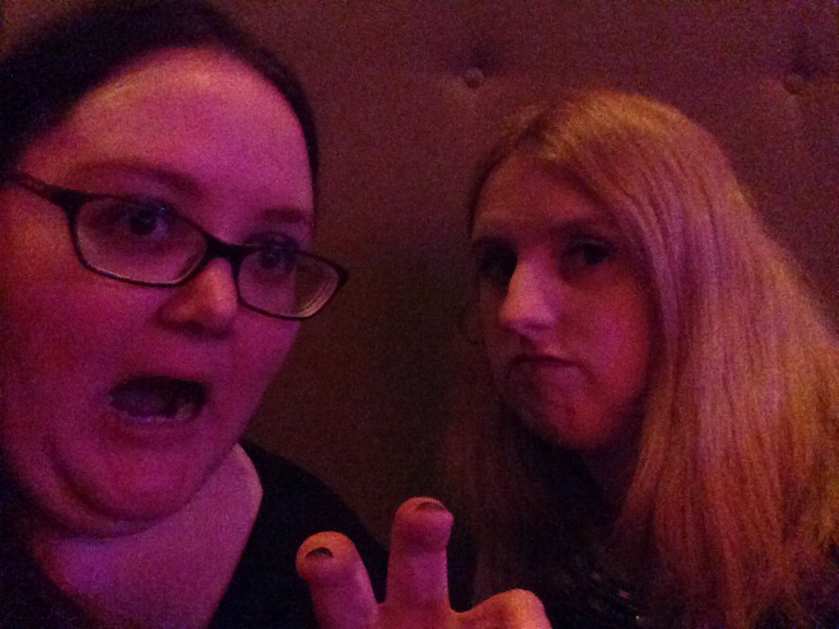 cherina82's tweet photo. #standardnightout https://t.co/nZ1mIGSVNL