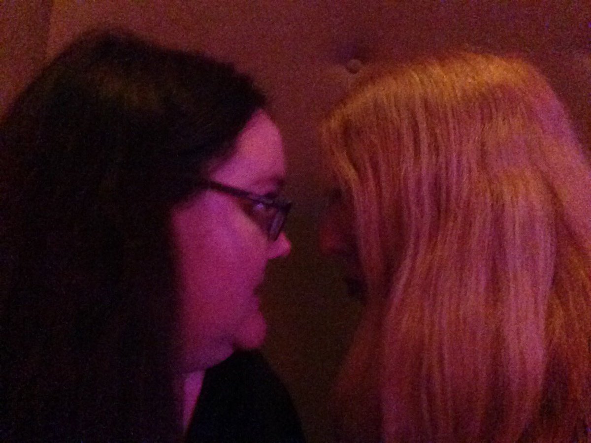 cherina82's tweet photo. #standardnightout https://t.co/nZ1mIGSVNL
