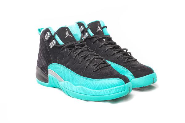 Air Jordan 12 - Hyper Jade
Preowned Sz 6.5Y - $120
buff.ly/2fbKPEO