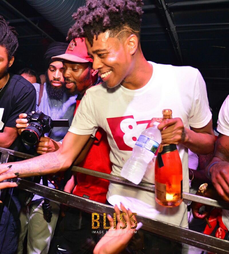 __AIDOGE__'s tweet photo. TONIGHT 🔥🔥🔥🔥🤘🏼👻  Bliss pull up #DcScreamfest TICKET LINK IN MY BIO DONT MISS THE BIGGEST HALLOWEEN PARTY THE DMV WILL EVER SEE 😈😈😈 https://t.co/PdcnfsTwCe
