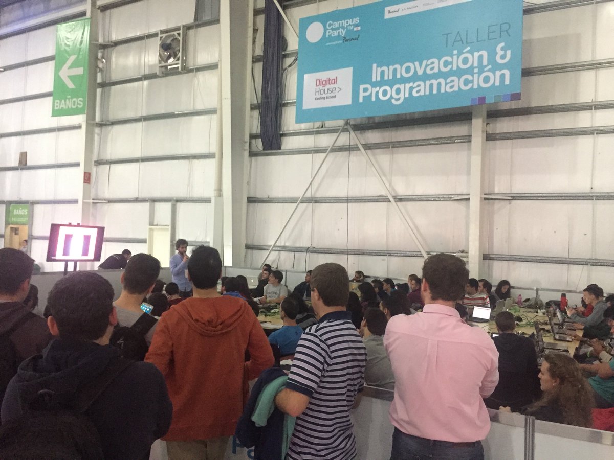 StartupBA's tweet photo. Como ayer, @campuspartyar fue genial! Tallers sobre #programación, #robotica, ciencia con @IBM , #nanotecnología y más! Hasta mañana! https://t.co/RPvc7fMmJy