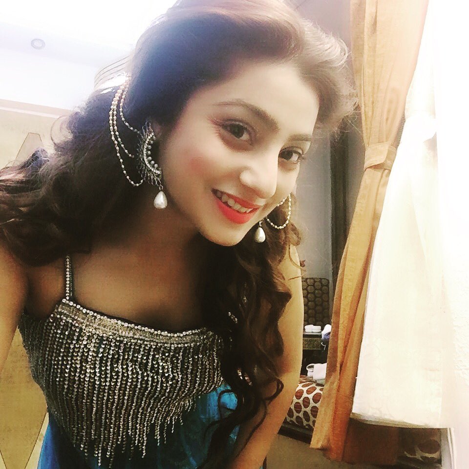 itsMardaNeha's tweet photo. Happy Dhanteras 😘😘😘😘😘🙏🏻 https://t.co/vnC2aD3eEl