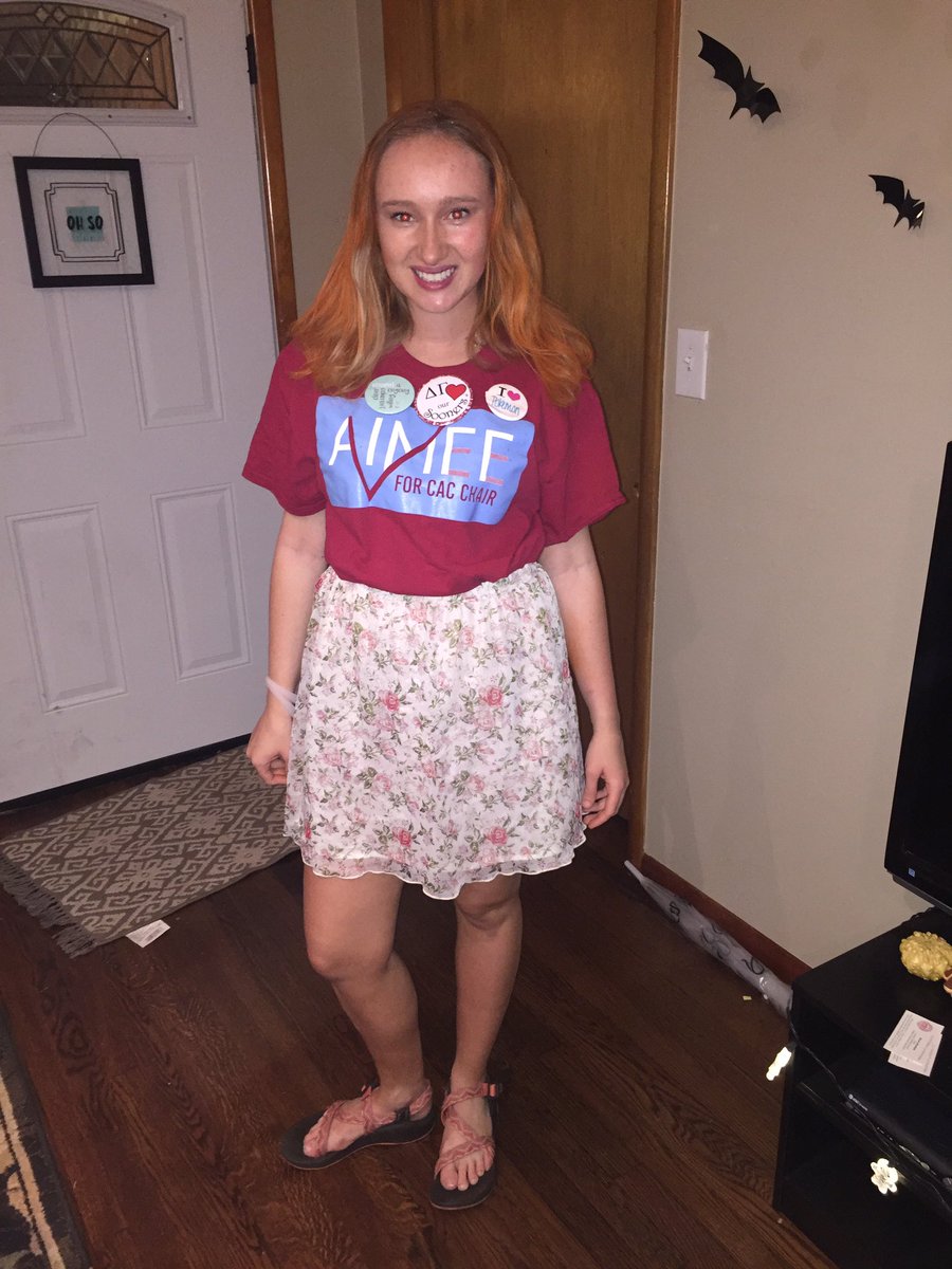 AimeeSchnay's tweet photo. Came home to my roommate wearing all of my clothes... didn't realize it was Halloween... #insultedORflattered https://t.co/k6eHBgeAd3