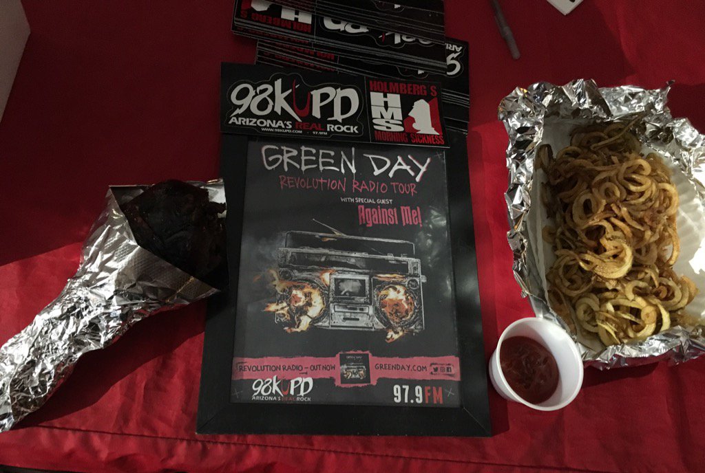 Head out to <a href="/FearFarmPhoenix/">Fear Farm</a> we're here til 10 signing UGuys up to win <a href="/GreenDay/">Green Day</a> tickets <a href="/98KUPD/">98KUPD</a>