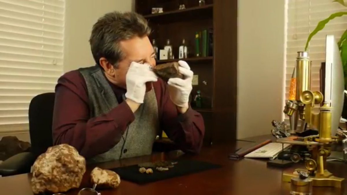 AntGill77's tweet photo. Another superb episode of @MeteoriteMinute with @geoffnotkin and a special mention to @hellospacething #MeteoriteMinute https://t.co/b7SnlAIohw