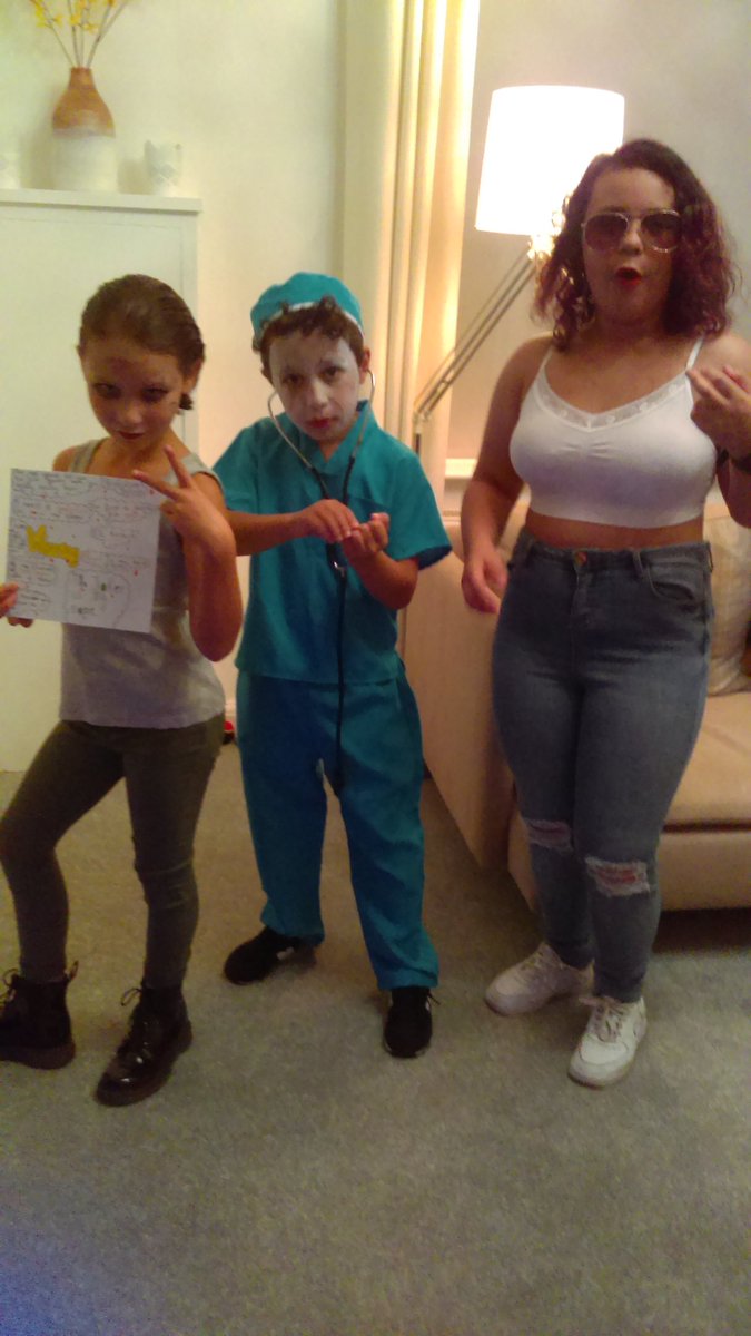 clarkey_kirsty's tweet photo. Halloween #joker #zombiedoc #GTA https://t.co/ubxjFrl9gg