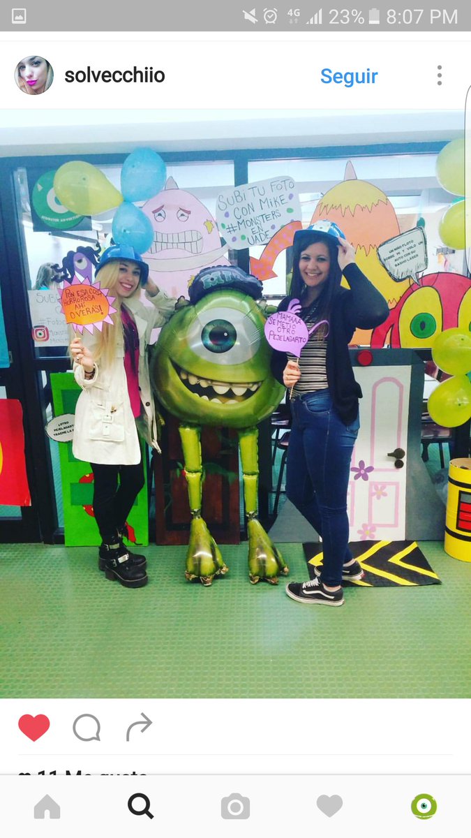 MonsterAds2016's tweet photo. Explotó insta con #fotoconmike @RevolucionBomm https://t.co/5HCGNC30o8