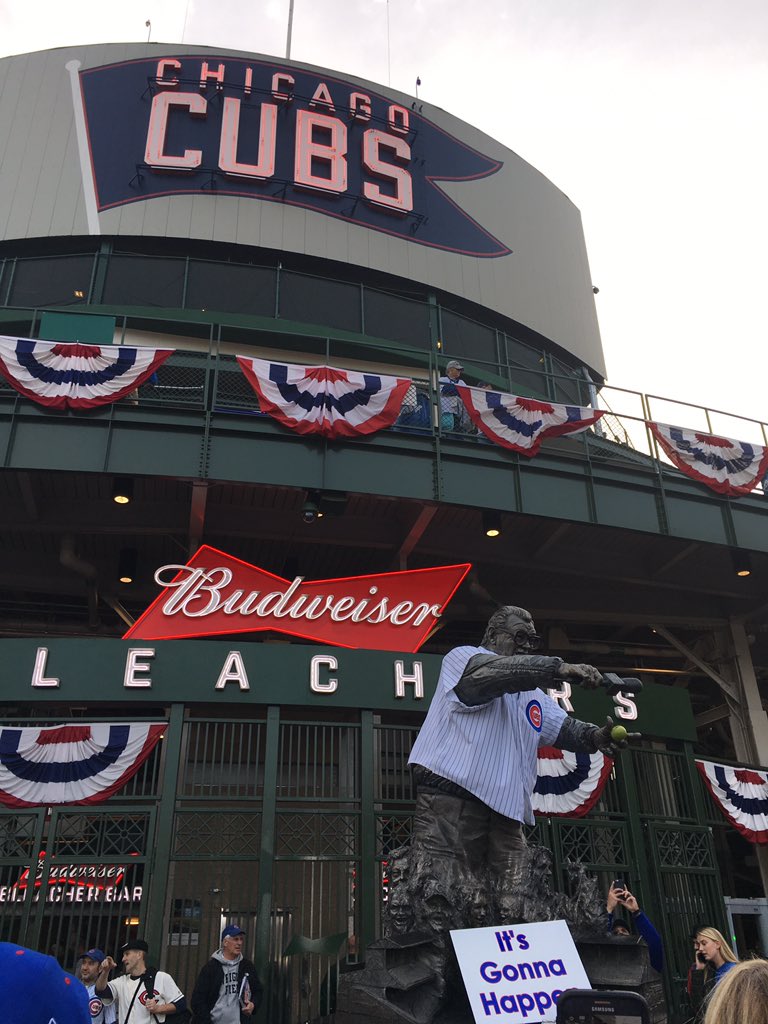 latinaggie's tweet photo. It's Gonna Happen! #WorldSeries #FlyTheW #CHItrip https://t.co/0CUkiH5nob