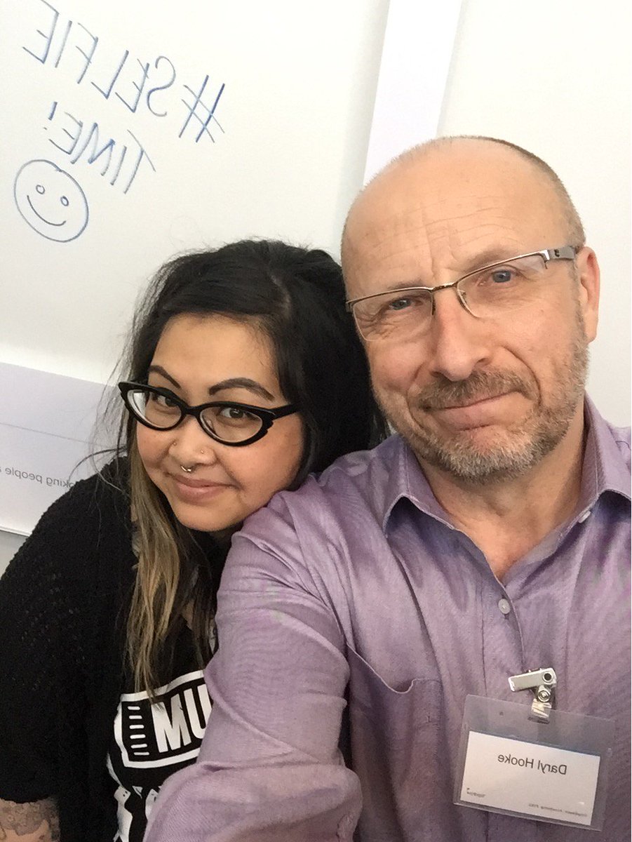 EngagingHumans's tweet image. Thanks to my buddy @hellobeverley for including me in her social media blitz for @ECCMALL #ElevateFoodFare. Congrats on trending!!#yeg